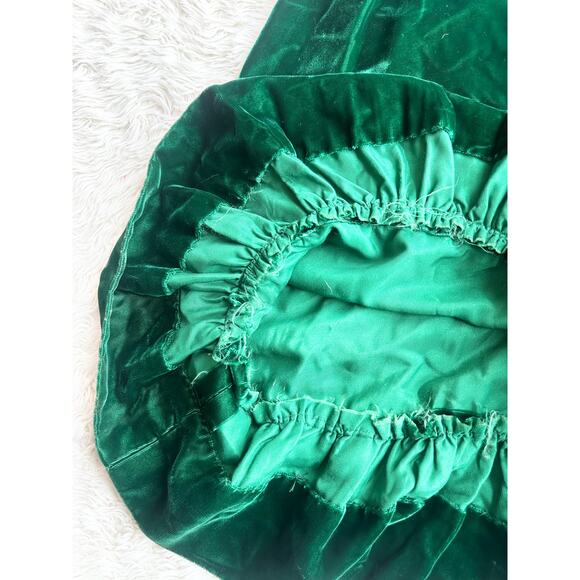 Vintage 60's Deep Emerald Velvet Empire Waist Dress - Picture 8 of 16